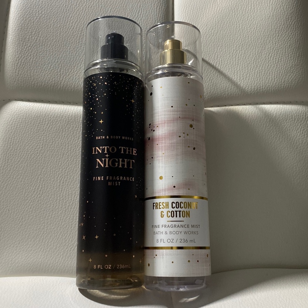 BATH AND BODY WORKS INTO THE NIGHT & FRESH COCONUT AND COTTON BODY SPRAY BUNDLE